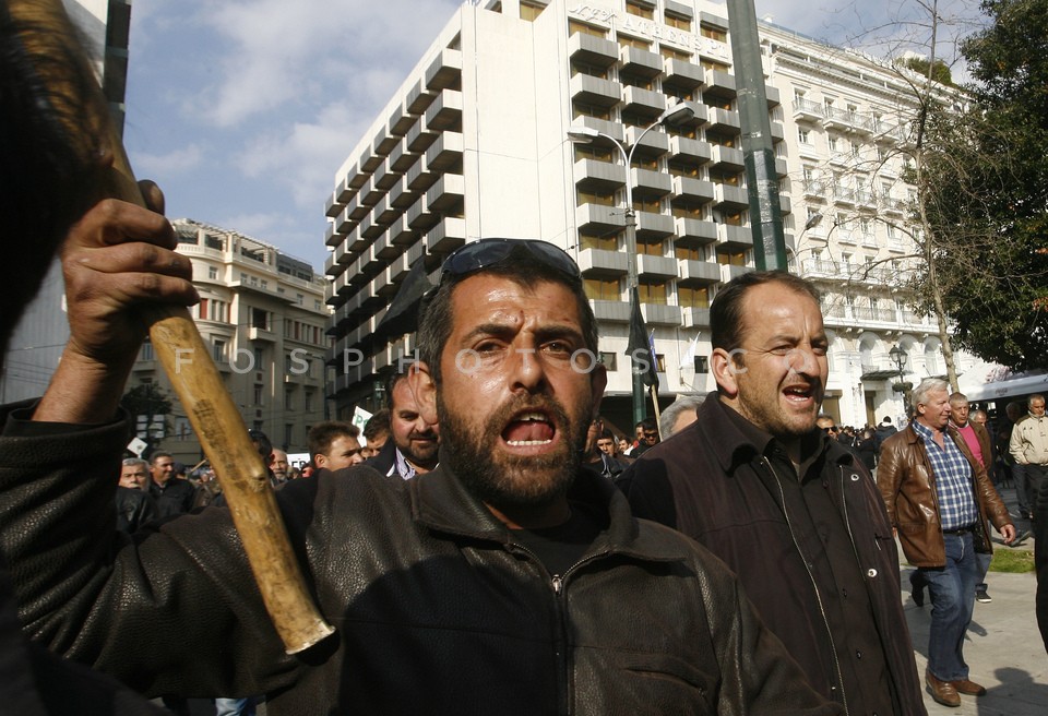 Farmers protest march  /  Πορεία  διαμαρτυρίας αγροτών