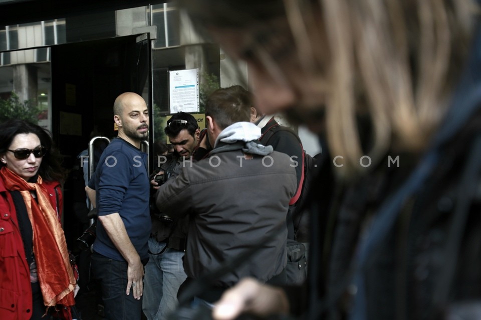 Troika members at the Ministry for Finance  / Η τρόικα στο Υπουργείο Οικονομικών