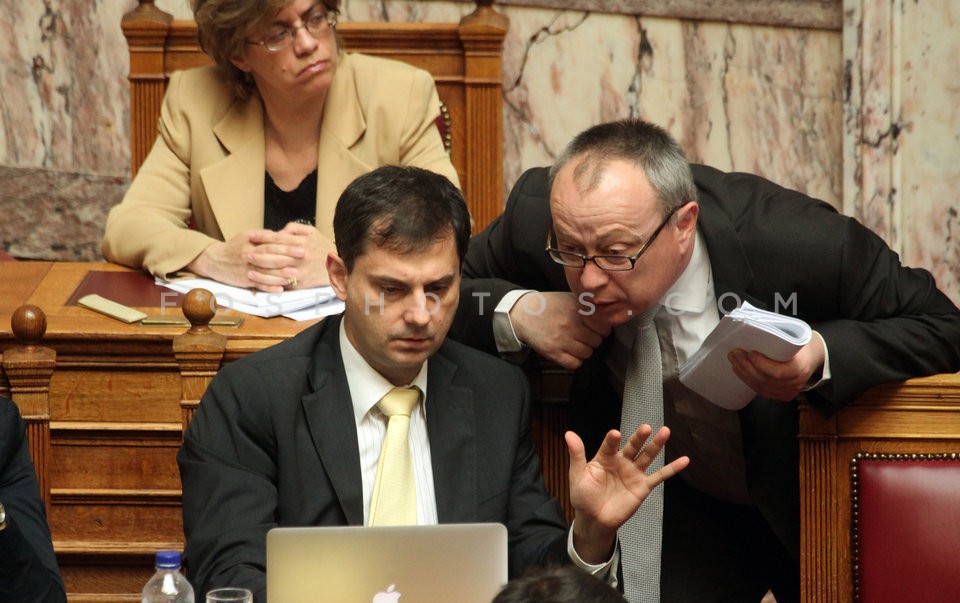 Debate at Parliament /  Συζήτηση στην Βουλή