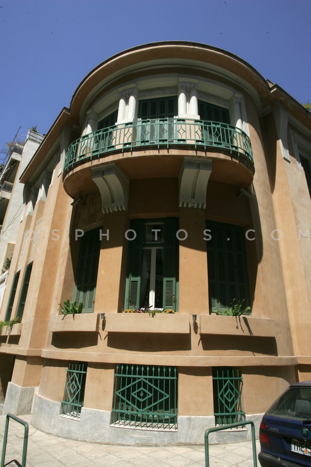 A Walk in the Neighborhood of Kypseli / Περίπατο στη γειτονία της Κυψέλης