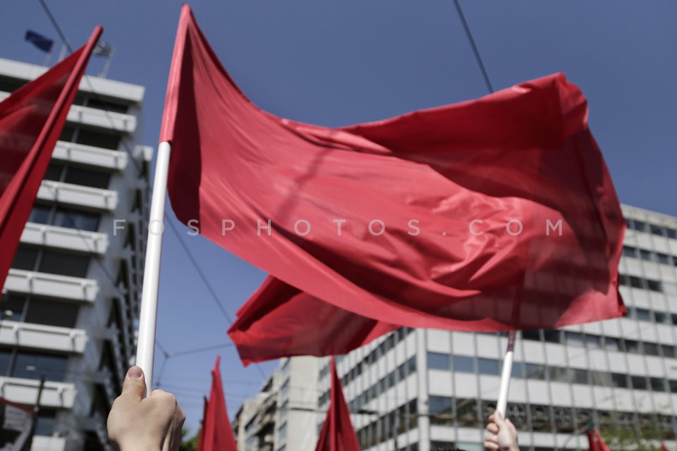 Communist Affiliated in Syntagma for May Day / Συγκέντρωση του ΠΑΜΕ στο Σύνταγμα για την Πρωτομαγιά