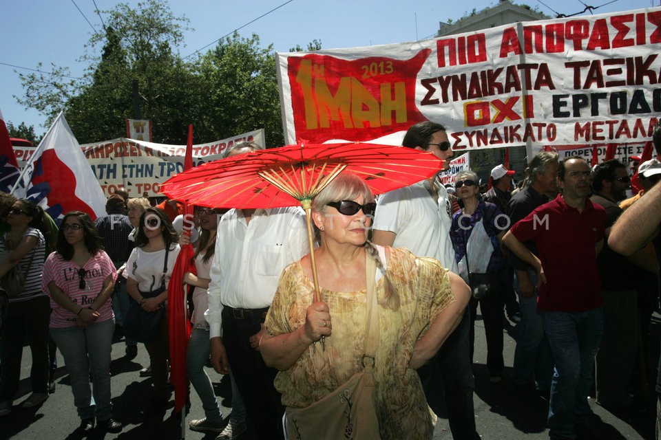 Communist Affiliated in Syntagma for May Day / Συγκέντρωση του ΠΑΜΕ στο Σύνταγμα για την Πρωτομαγιά