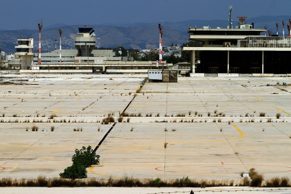 The airport in Helliniko  / Το αεροδρόμιο του Ελληνικού