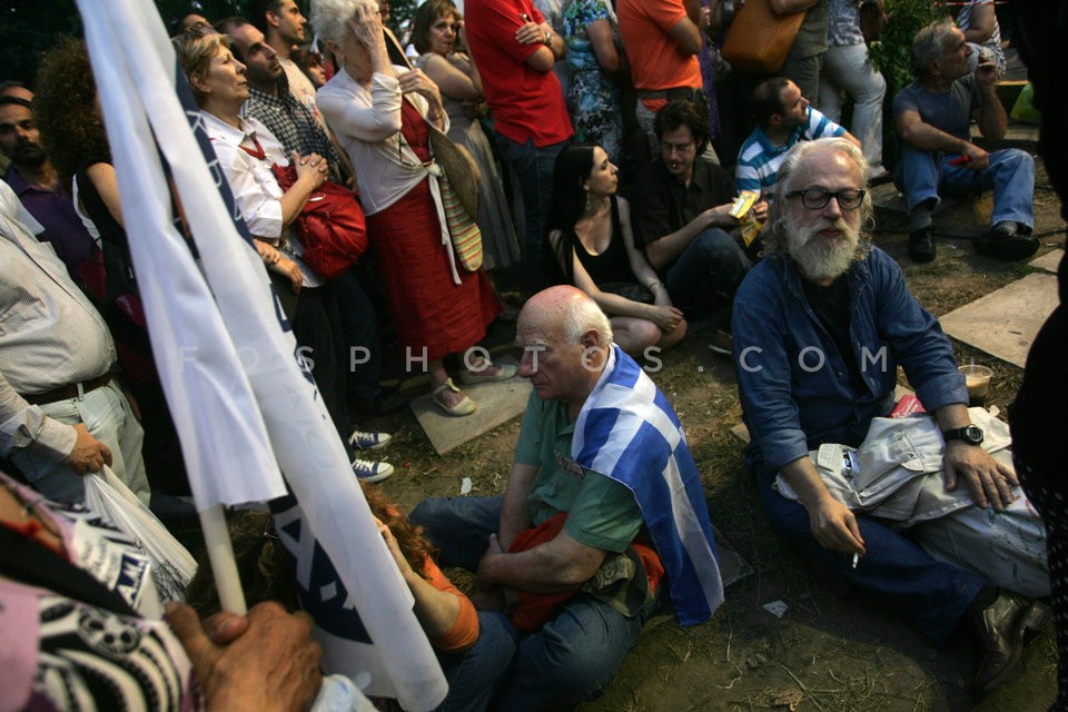 Workers of Greek State Television (ERT) Protest / Διαμαρτυρία Εργαζομένων στην ΕΡΤ Ενάντια στο Κλείσιμο της Εταιρείας