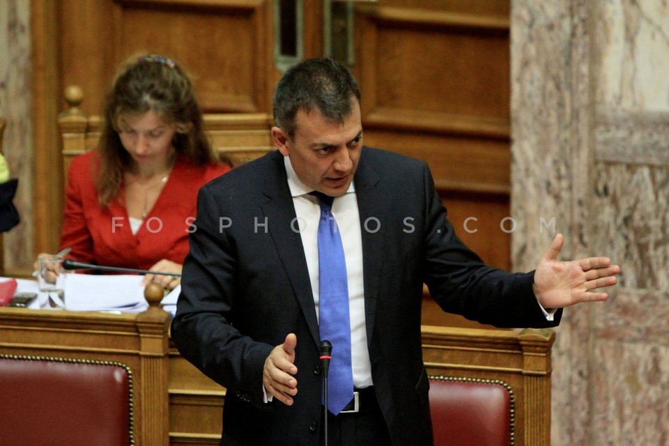 Debate at Parliament   / Ολομέλεια της Βουλής Πολυνομοσχέδιο