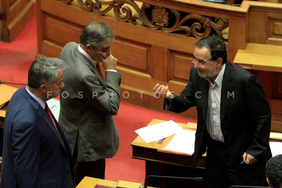 Debate at Parliament   / Ολομέλεια της Βουλής Πολυνομοσχέδιο