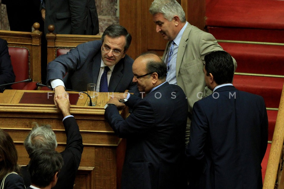 Debate at Parliament   / Ολομέλεια της Βουλής Πολυνομοσχέδιο