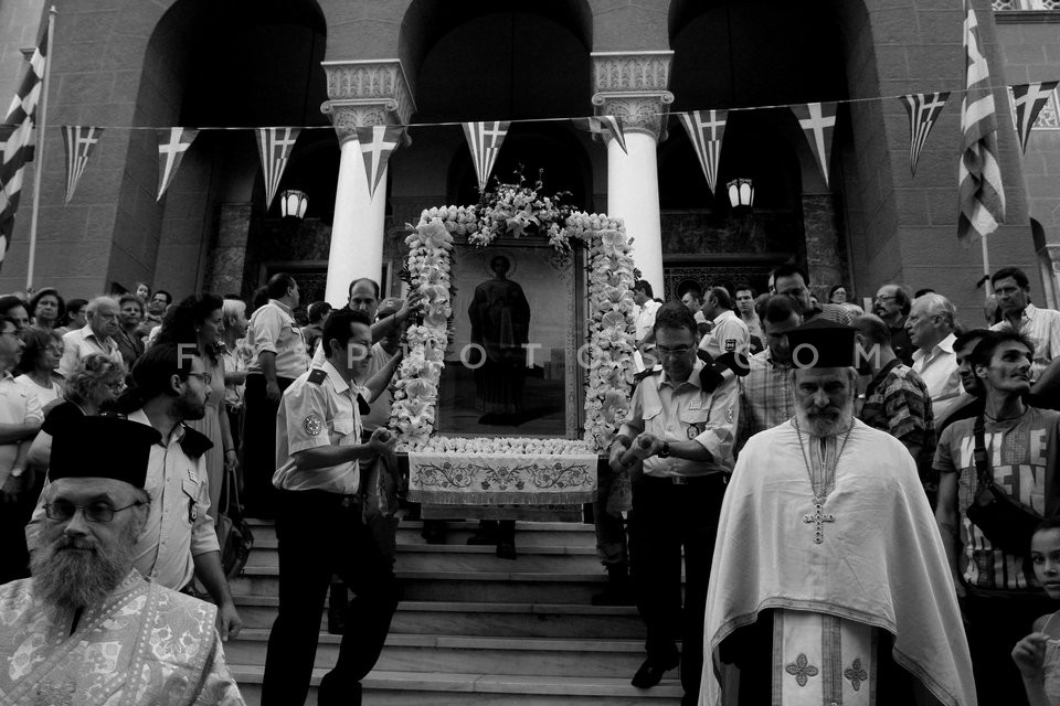 Litany in central Athens / Λιτανεία στη οδό Αχαρνών