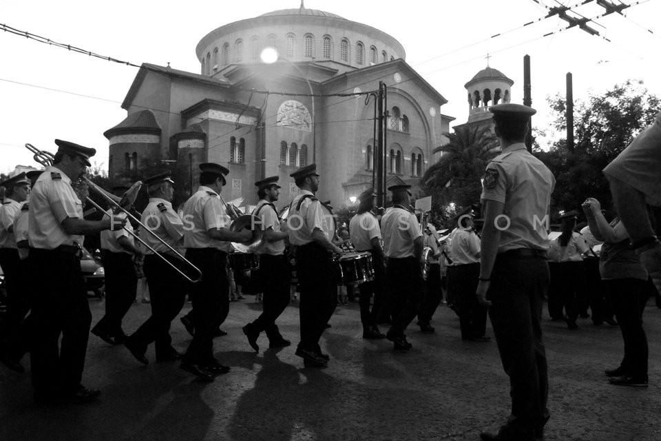 Litany in central Athens / Λιτανεία στη οδό Αχαρνών