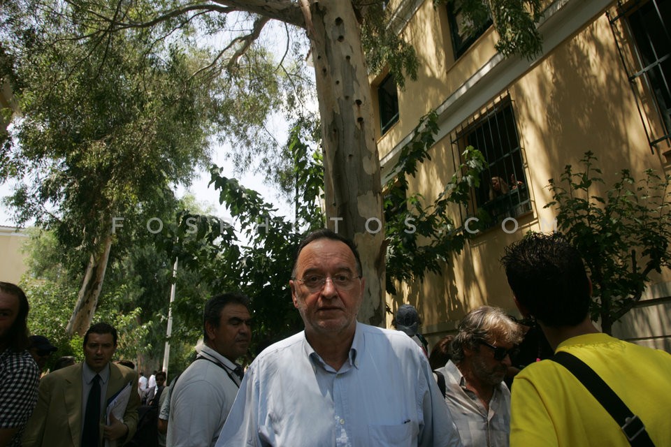 ERT Former Employees at the Courts / Εργαζόμενοι της ΕΡΤ στα Δικαστήρια