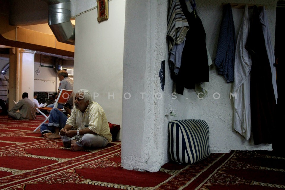 Muslim Prayer on Friday  / Προσευχή Μουσουλμάνων την Παρασκευή