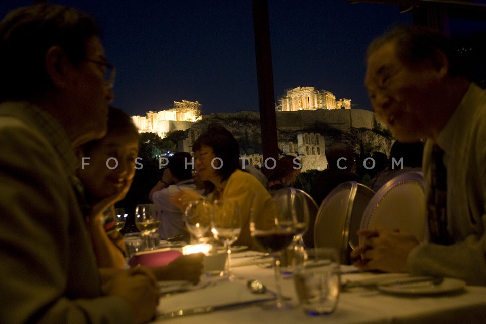 Philosophers at Reception Dinner / Φιλόσοφοι σε Δείπνο Υποδοχής