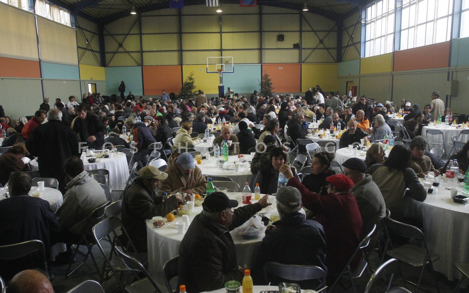 Christmas meal for homeless   / ΚΥΑΔΑ Χριστουγεννιάτικο γεύμα