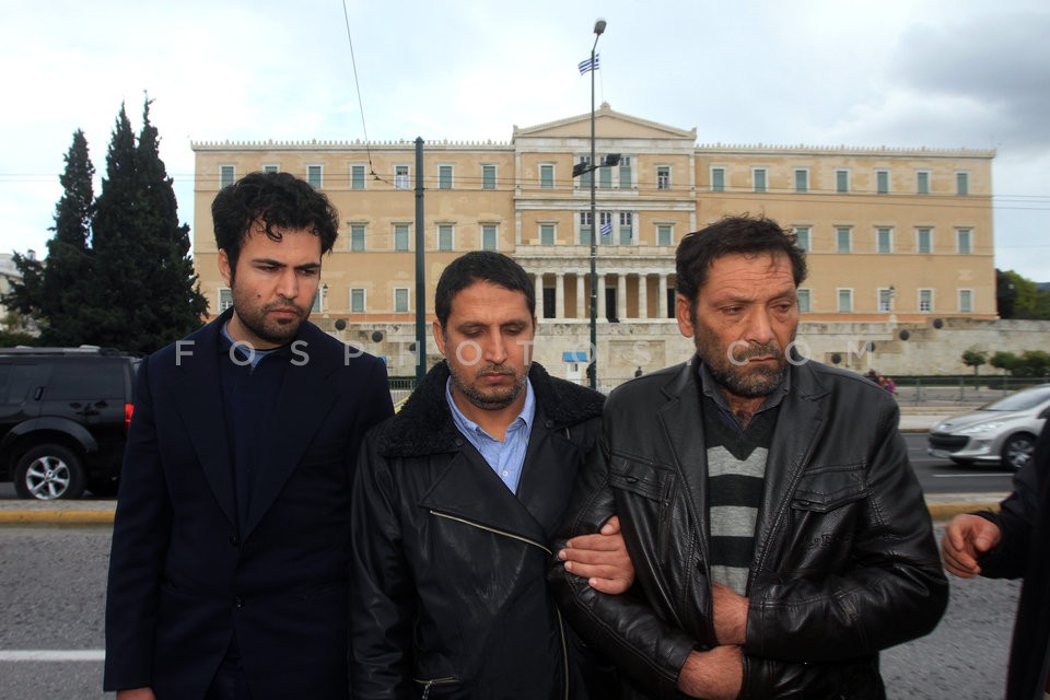 Immigrants from the wreck in Farmakonisi / Επιζώντες μετανάστες απο το Φαρμακονήσι