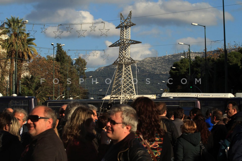 Πορεία εργαζομένων της ΔΕΗ  /  Protest rally by Public Power Company employees