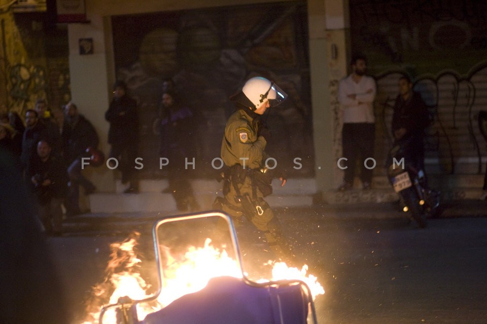 Clashes at Antifascist Protest /  Επεισόδια στην Αντιφασιστική Διαμαρτυρία