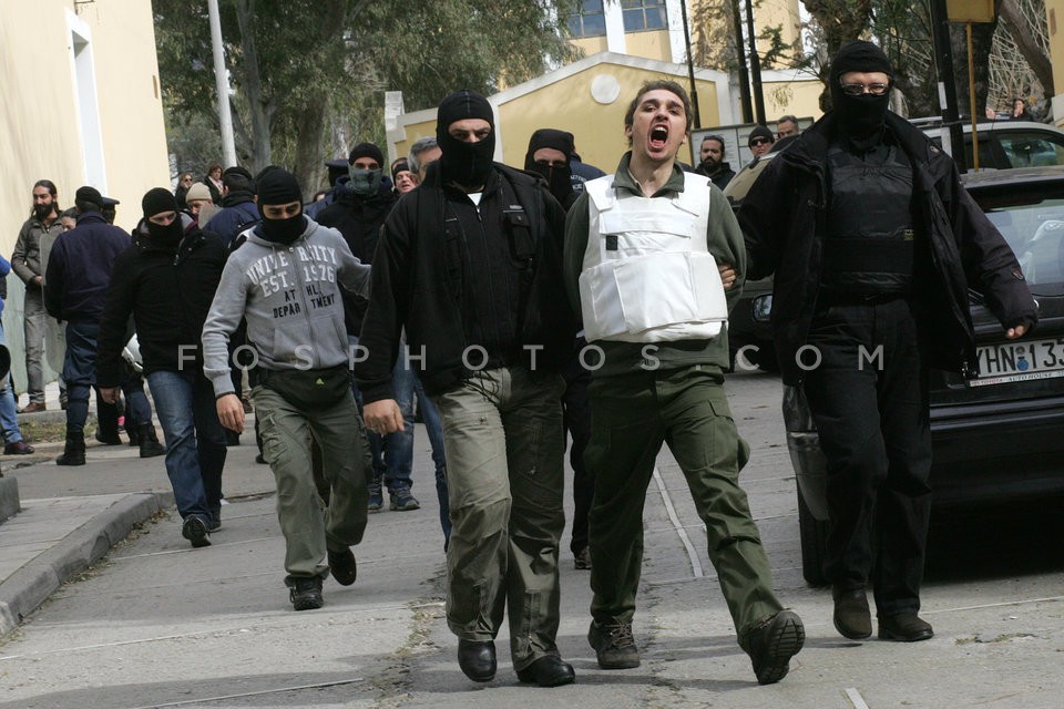 At the Courthouse of Athens / Στα Δικαστήρια της Ευελπίδων