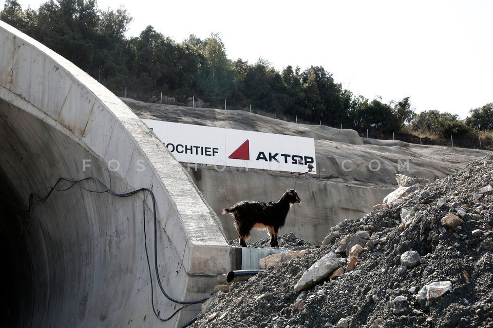 Michalis Chrisohoidis, Horst Reichenbach, Tunnels Tempe / Μιχάλης Χρυσοχοϊδης, Χόρστ Ραιχενμπαχ, Τούνελ Τέμπη