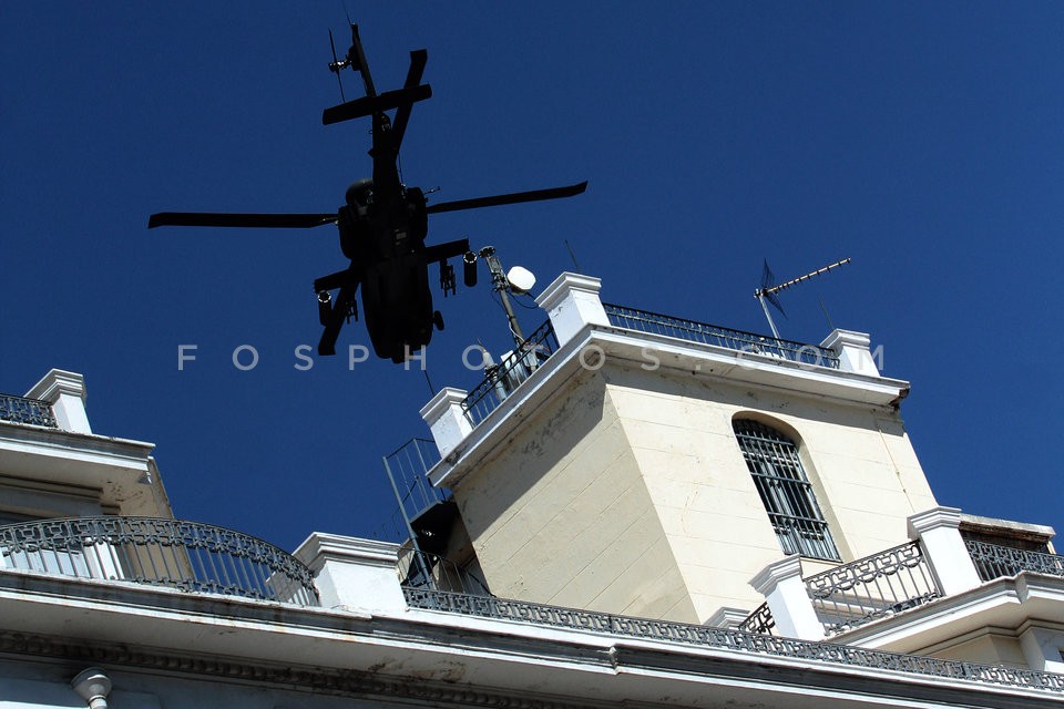 Test flight over central Athens  / Δοκιμαστική πτήση για την 25η Μαρτίου