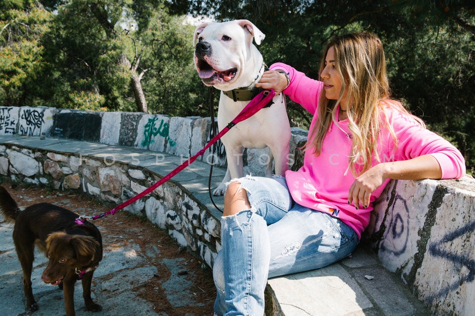 Lucilla and her dogs / Η Λουσίλα και τα σκυλιά της