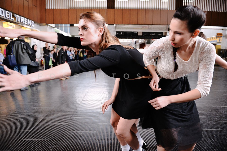 International Dance Day celebrated in Thessaloniki / Εκδηλώσεις στην Θεσσαλονίκη κατά την παγκόσμια μέρα χορού