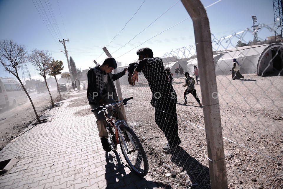 Kurdish refugee camps in the Turkish town of Soruc / Στρατόπεδα προσφύγων στο Σορούκ της Τουρκίας