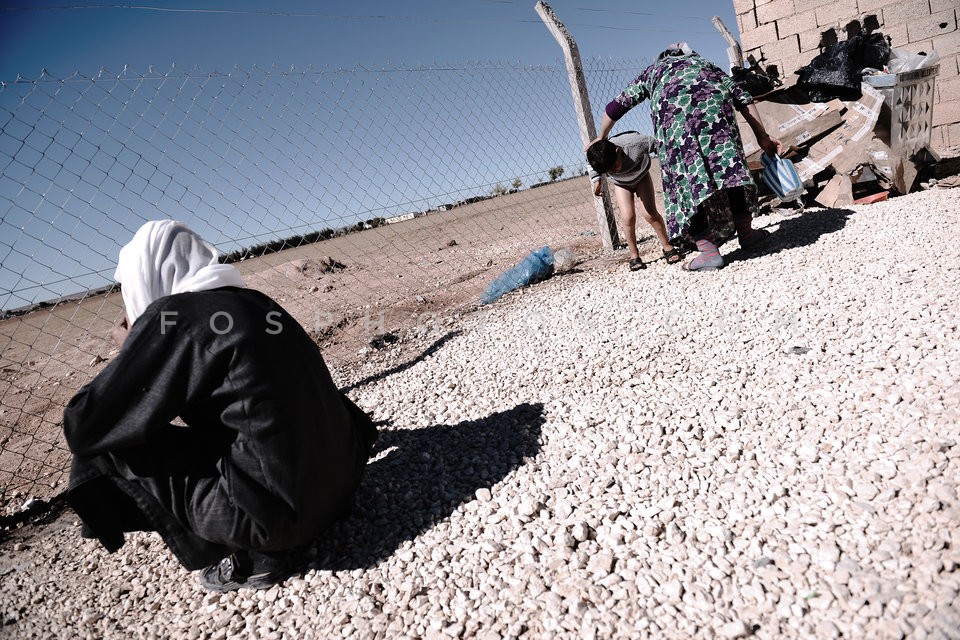 Kurdish refugee camps in the Turkish town of Soruc / Στρατόπεδα προσφύγων στο Σορούκ της Τουρκίας