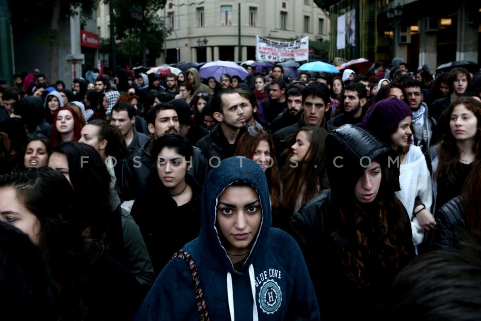 Students  in protest march / Πορεία φοιτητών