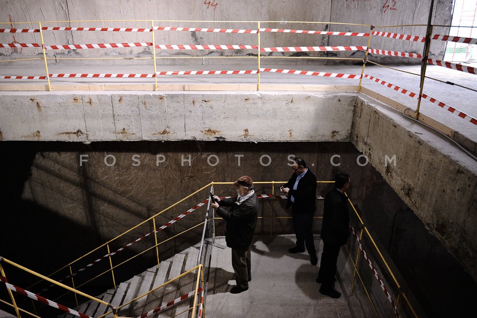 Under construction underground station opens to public in Thessaloniki / Σταθμός του μετρό στη Θεσσαλονίκη ανοίγει τις πόρτες του στο κοινό