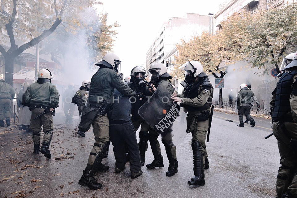 Demonstration in memory of Alexis Grigoropoulos in Thessaloniki / Διαδήλωση για την επέτειο του θανάτου του Αλέξη Γρηγορόπουλου στη Θεσσαλονίκη