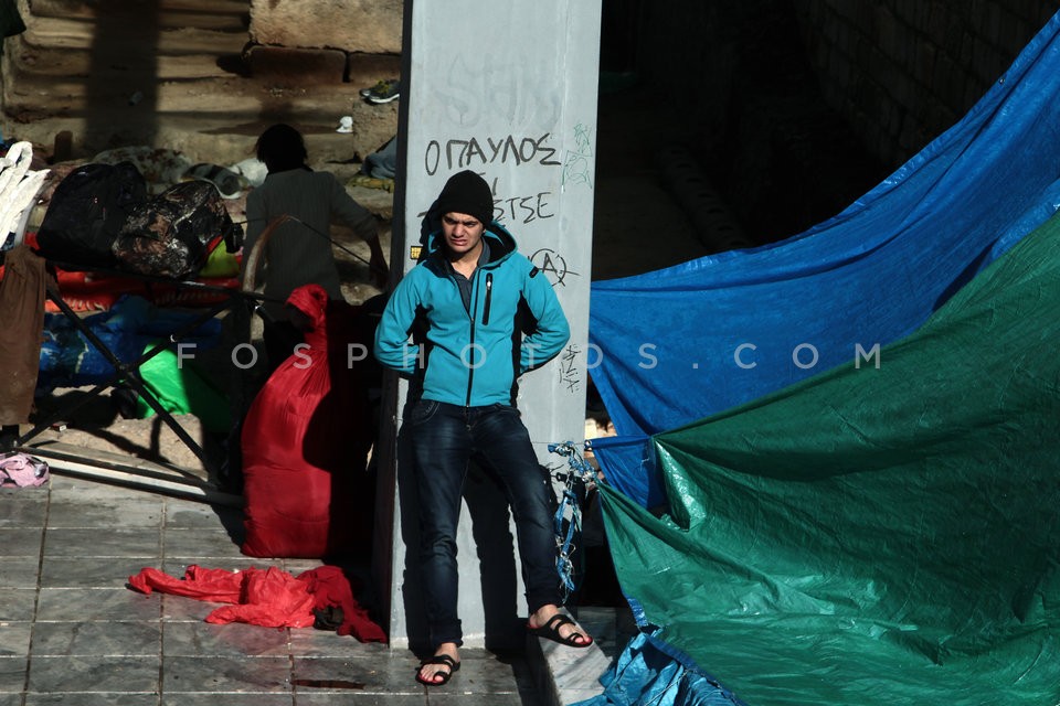 Refugees from Syria at Syntagma square / Σύριοι πρόσφυγες στο Σύνταγμα