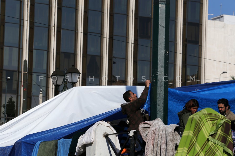 Refugees from Syria at Syntagma square /  Σύριοι πρόσφυγες στο Σύνταγμα