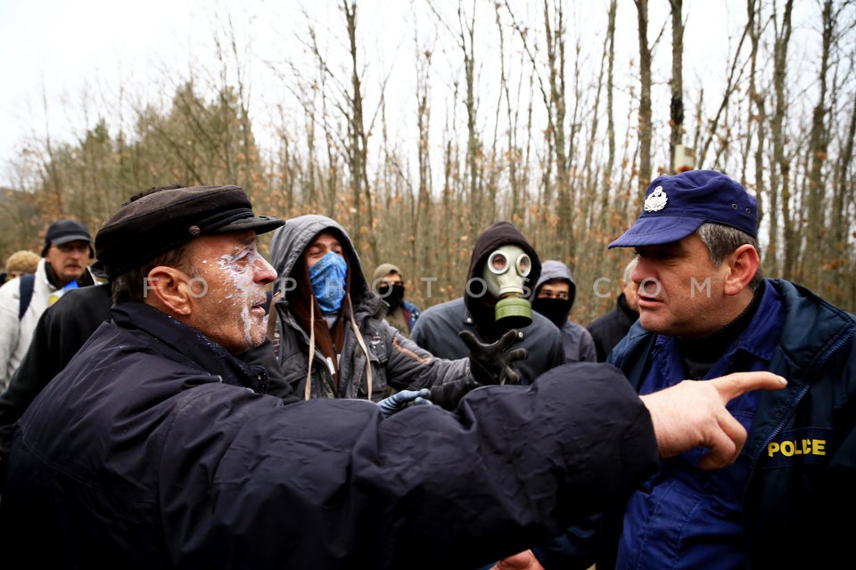Demonstration against gold-mining at Skouries-Chalkidiki / Πορεία ενάντια στα μεταλλεία χρυσού στις Σκουριές