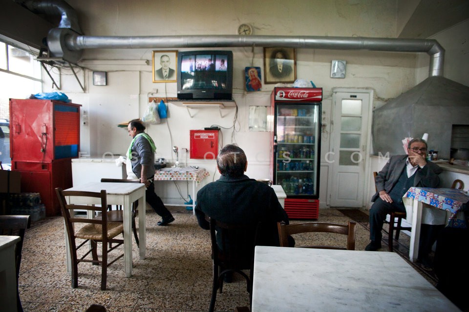 Voting stations  / Εκλογικό τμήμα