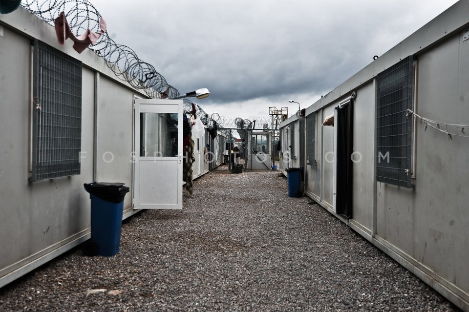 Minister of public order Yannis Panoussis, visiting Amygdaleza detention center / Ο υπουργός προστασίας του πολίτη, Γιάννης Πανούσης, επισκέπτεται το κεντρο κράτησης μεταναστών στην Αμυγδαλέζα