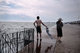 Tourists swimming in the waters of Thermaikos Gulf / Τουρίστες κολυμπούν στα νερά του Θερμαικού Κόλπου